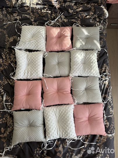 Подушки для детской кроватки + кармашки