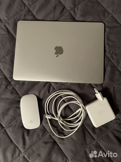 Apple MacBook Pro 13 2017 256gb