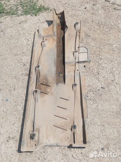 Защита антигравийная Volkswagen Polo V CFN 2012