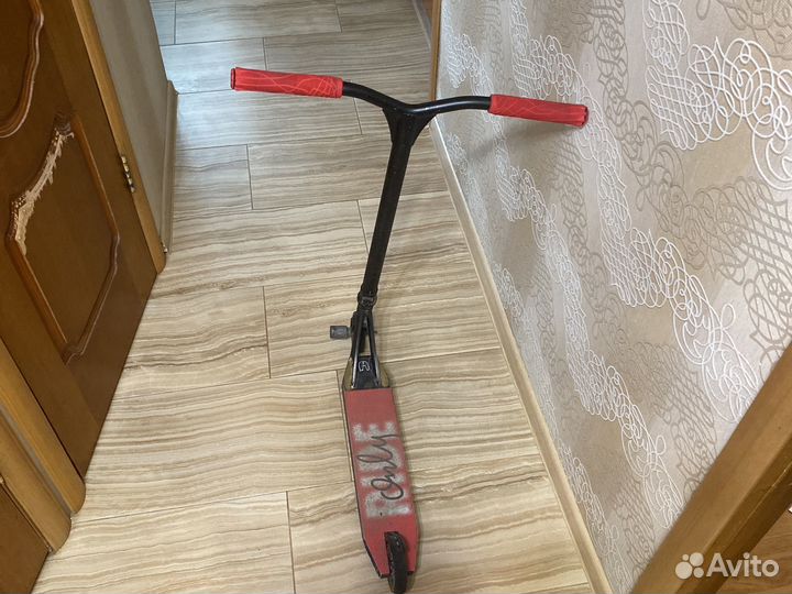 Трюковой самокат