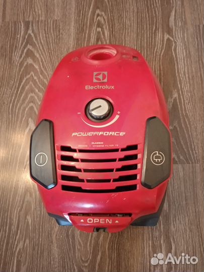 Пылесос Electrolux Powerforce ремонт-запчасти