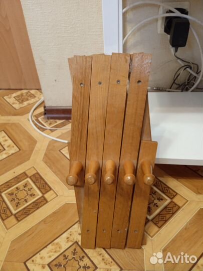 Вешалка складная деревяная