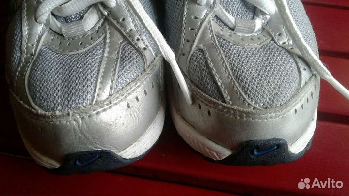 Кроссовки Nike