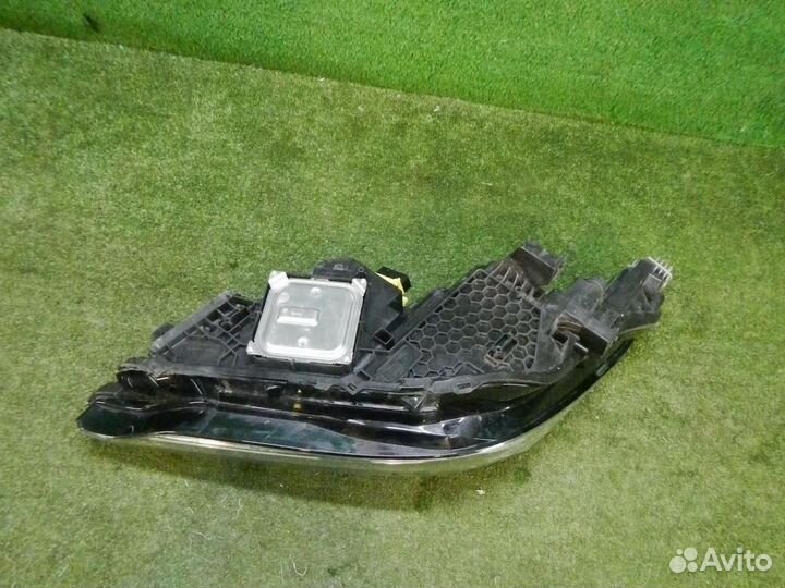 Фара правая Infiniti QX50