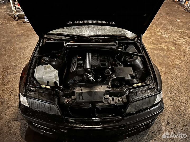 Разбор на запчасти BMW 3-Series (E46)