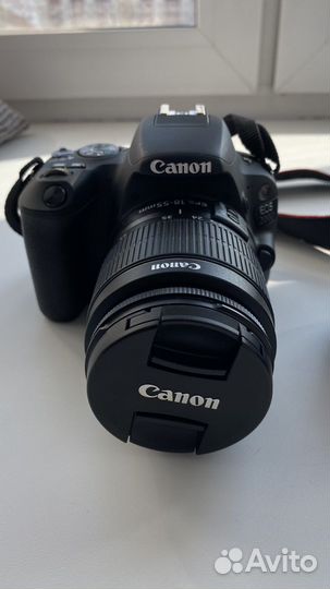 Зеркальный фотоаппарат canon