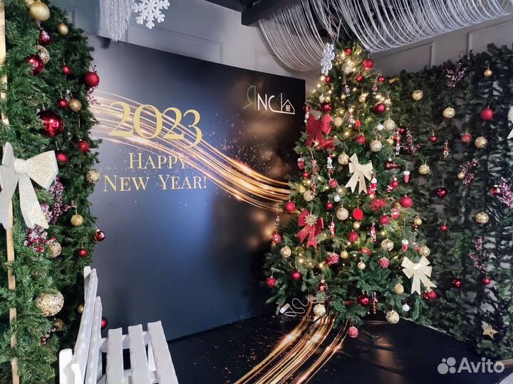 Новогоднее оформление офисов магазинов