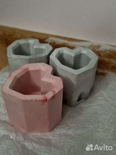 Подставки и подсвечники