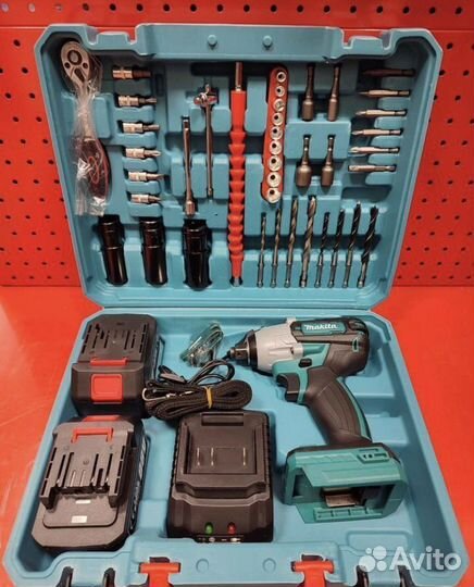 Гайковерт ударный аккумуляторный макита с набором