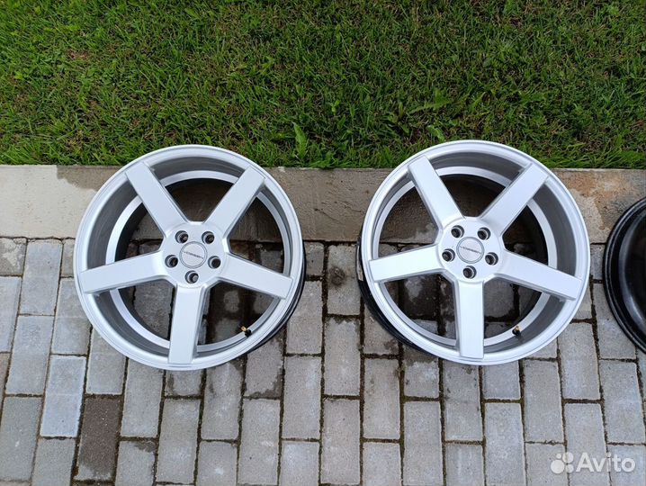 Диски R18 Vossen 5х100