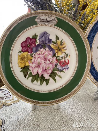 Фарфоровые тарелки