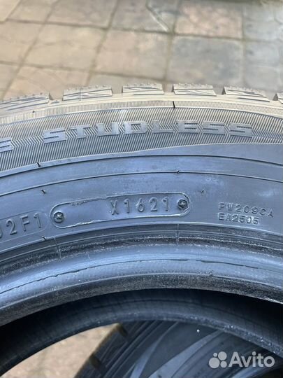 Dunlop Winter Maxx 215/60 R16