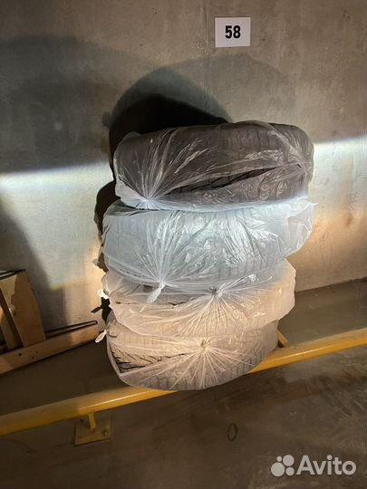 Nokian Tyres Hakkapeliitta 7 285/65 R18