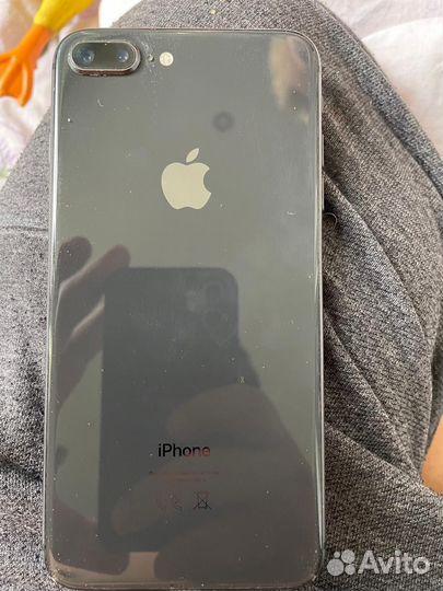 iPhone 8 Plus, 64 ГБ