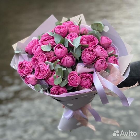 Букет пионовидной розы 