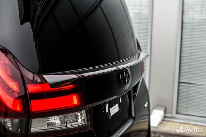 Спойлер на багажник Toyota Alphard (3G) 2015-2017