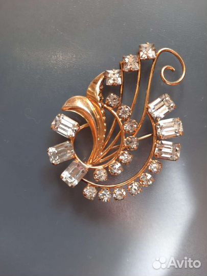Винтажная брошь