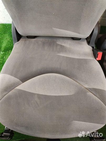 Сиденья задние комплект Citroen C2 2007