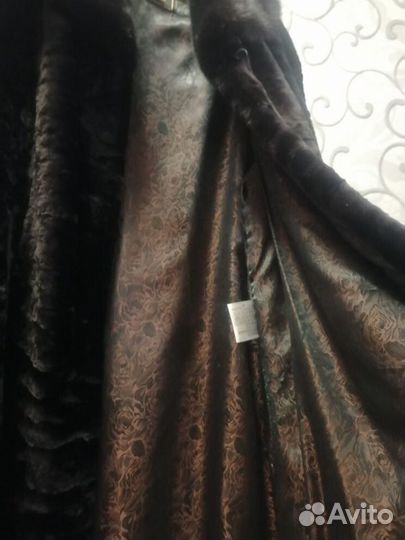 Продам мутоновую шубу