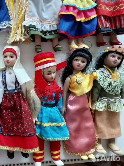 Кукла фарфоровая коллекционная