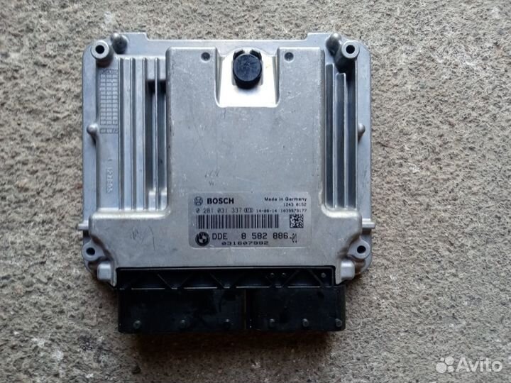 Блок управления двигателем на бмв Х4 F26 2015r