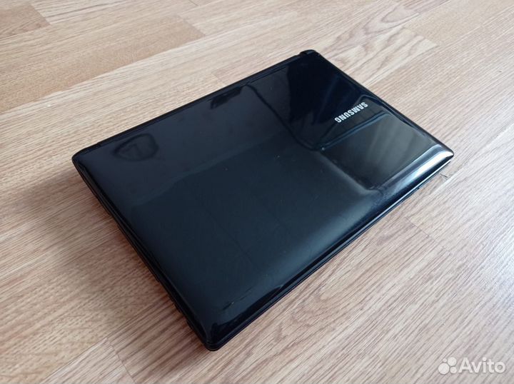 Нетбук Samsung в отл. состоянии+новая сумка
