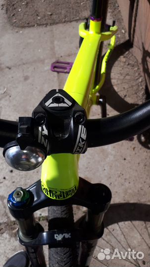 Commencal Absolut Al