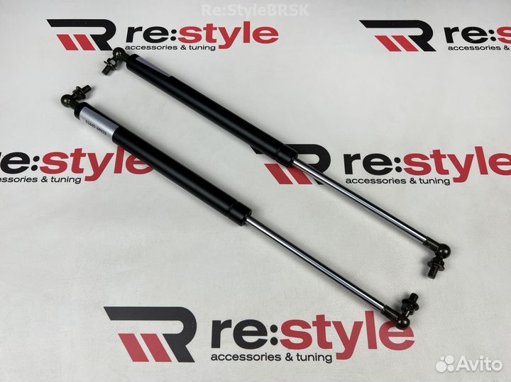 Амортизатор капота Lexus LX470