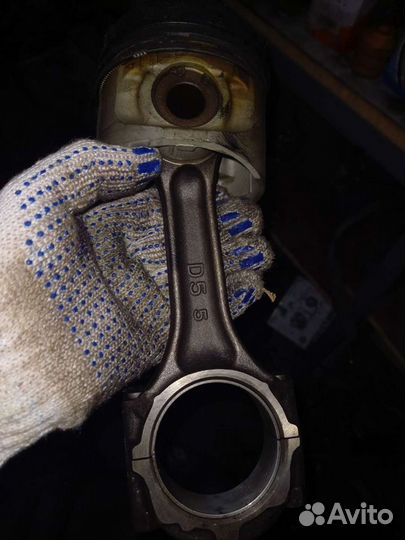 Mitsubishi pajero sport поршня шатуны l200