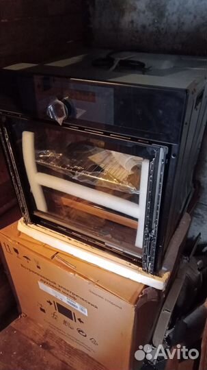 Электрический духовой шкаф haier (битый)
