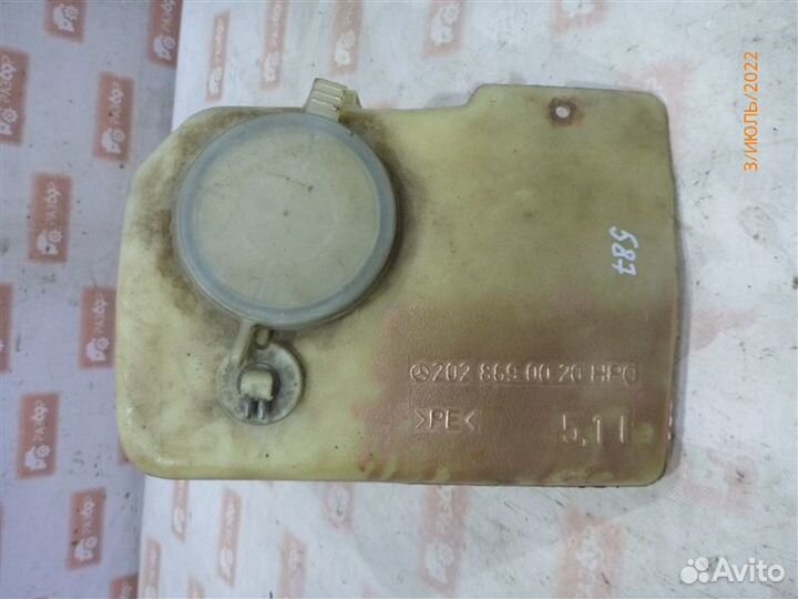 Бачок омывателя Mercedes-Benz C-Class W202 M111E18