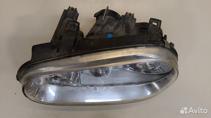Фара (передняя) Volkswagen Golf 4, 1999