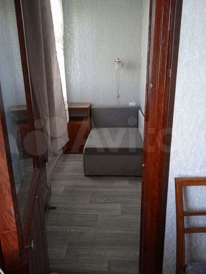 2-к. квартира, 55 м², 4/9 эт.