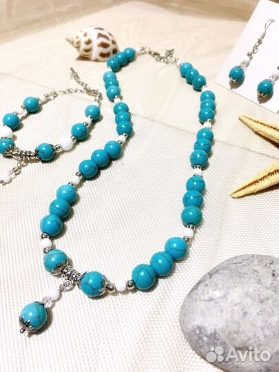 Комплект натуральные камни бусы браслет серьги