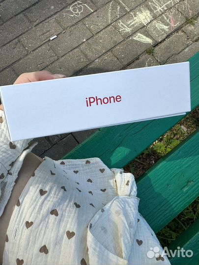 iPhone 8 plus 64gb red