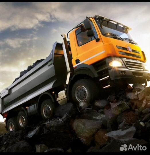 Требуется водитель самосвала на почасовую работу