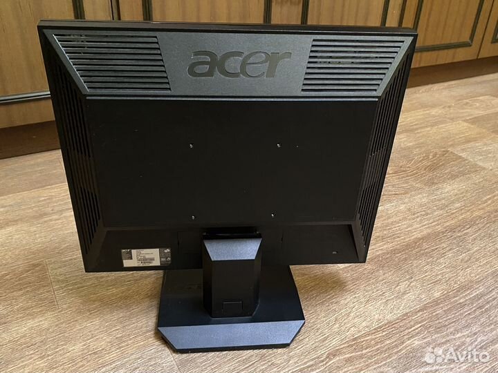 Монитор Acer V193