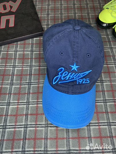 Бейсболка зенит