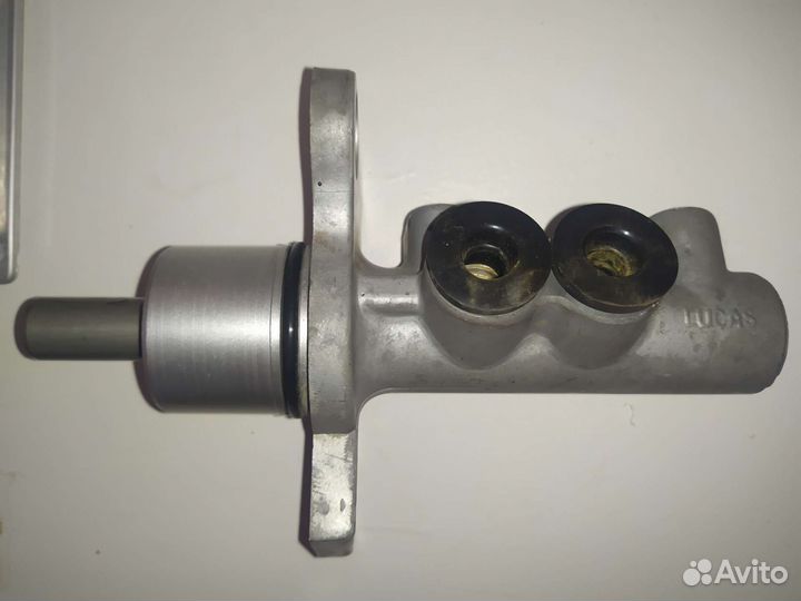 Вакуумный усилитель audi a4 b5 / vw passat b5