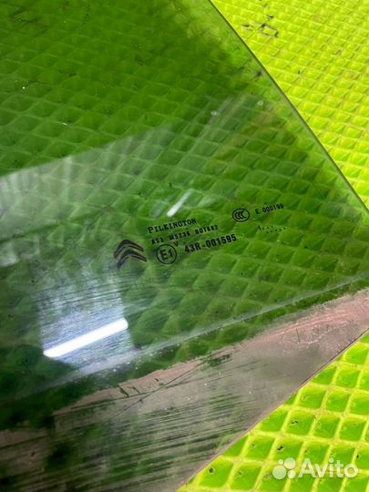 Стекло двери заднее правое ситроен c4 b7 хэтчбек