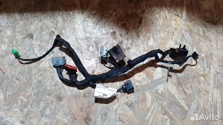 Проводка крышки багажника Land Rover