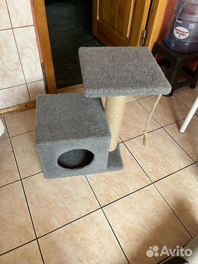 Когтеточка, домик для кошки