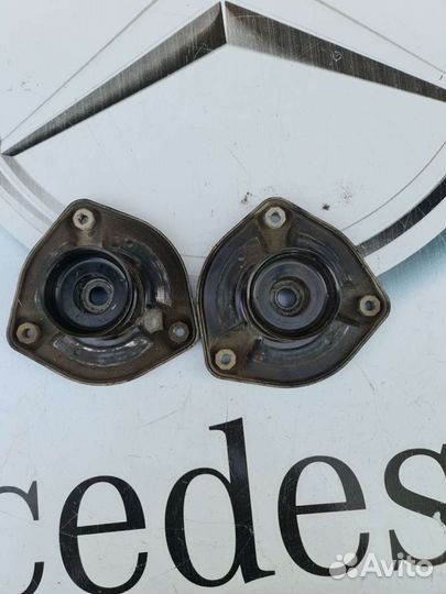 Опора переднего амортизатора Mercedes W639