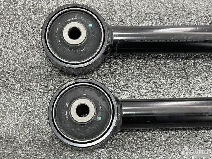 Тяги рычаги нижние задние Toyota Land Cruiser 200