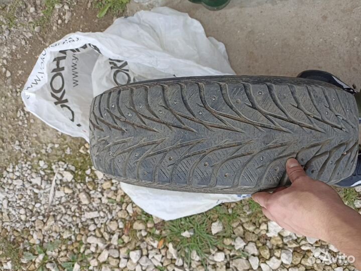 Yokohama IceGuard Stud IG65 185/65 R15