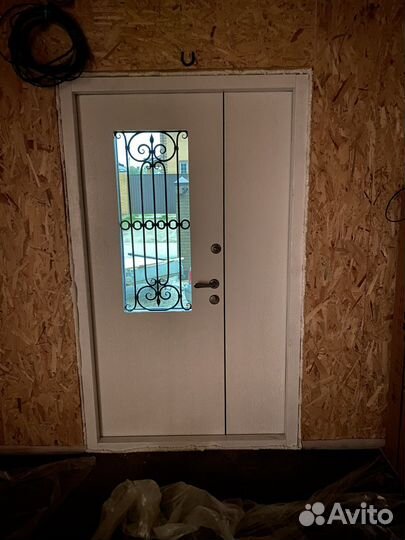 Железная дверь