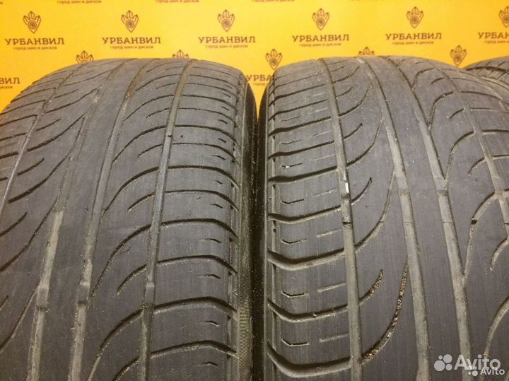 GT Radial Champiro 128 235/60 R16