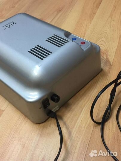 Лампа для маникюра бу