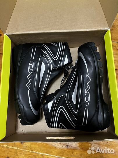 Лыжные ботинки One Way Tigara