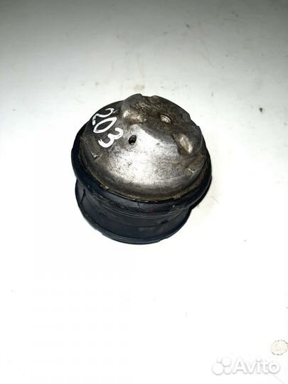 Подушка двигателя Mercedes W203